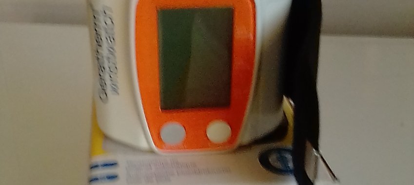 Blood pressure monitor