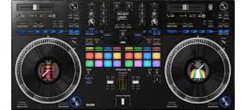 Pioneer DJ DDJ-REV7 2-deck Serato DJ Controller